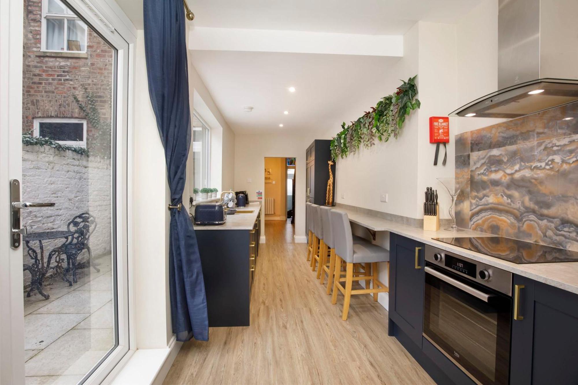 The Milton Sleeps 8 Close To York City Centre Pet Friendly Buitenkant foto